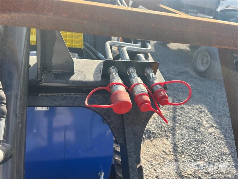 BisonTek BT380 Mini Compact Track Loader (Unused) Kompaktlaadurid