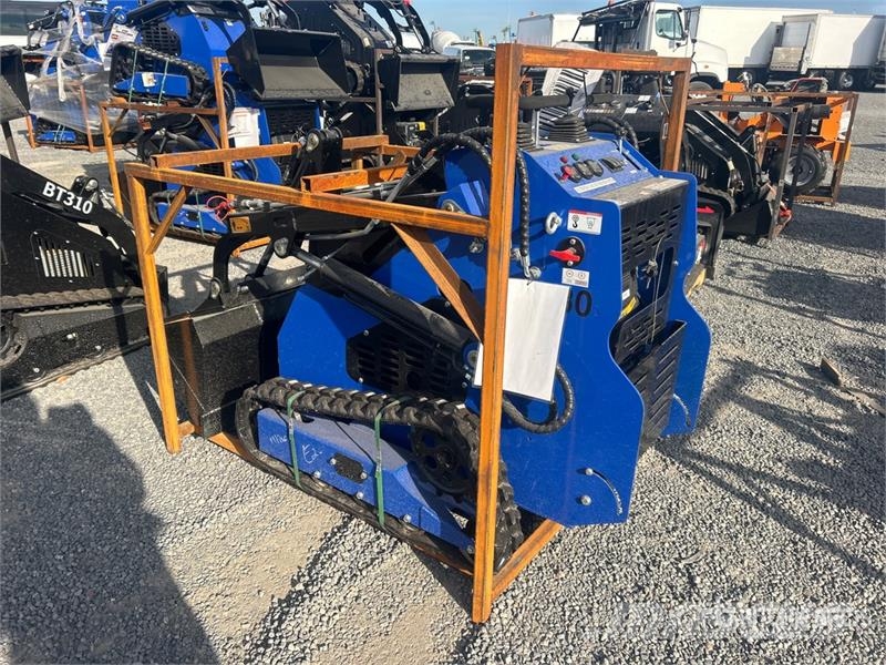 BisonTek BT380 Mini Compact Track Loader (Unused) Kompaktlaadurid