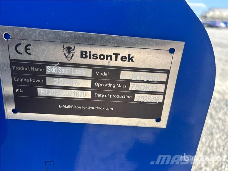  BisonTek BT380 Mini Compact Track Loader (Unused) لوادر انزلاقية التوجيه