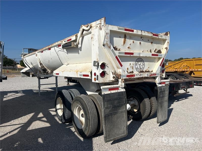 Blacksmith 32 ft T/A Frameless End Dump Trailer Самоскиди