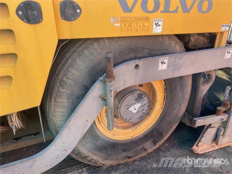 Blaw-Knox PF6160 Wheel Asphalt Paver Asfalta klājēji