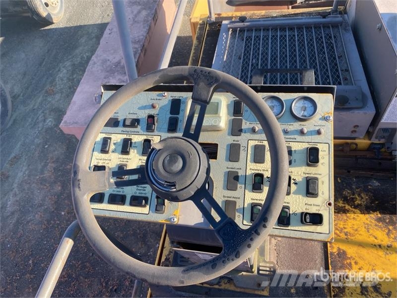 Blaw-Knox PF6160 Wheel Asphalt Paver Asfalta klājēji
