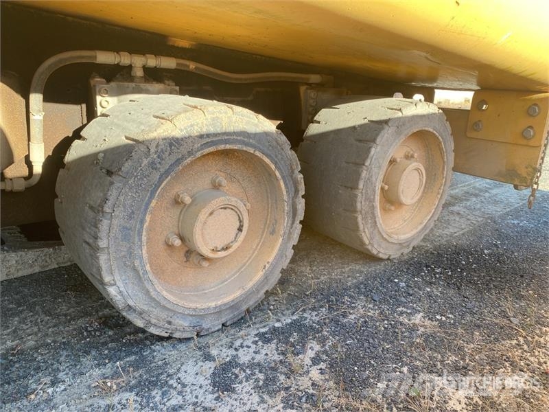 Blaw-Knox PF6160 Wheel Asphalt Paver Asfalta klājēji