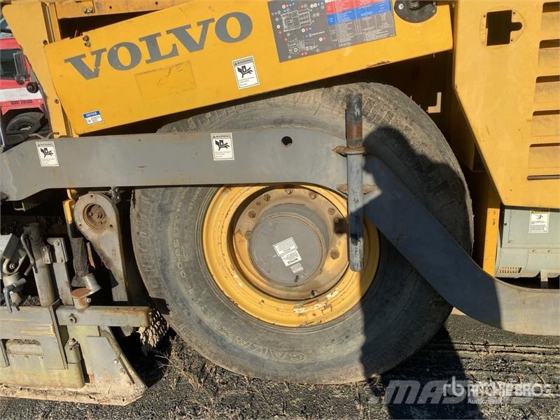 Blaw-Knox PF6160 Wheel Asphalt Paver Asfalta klājēji