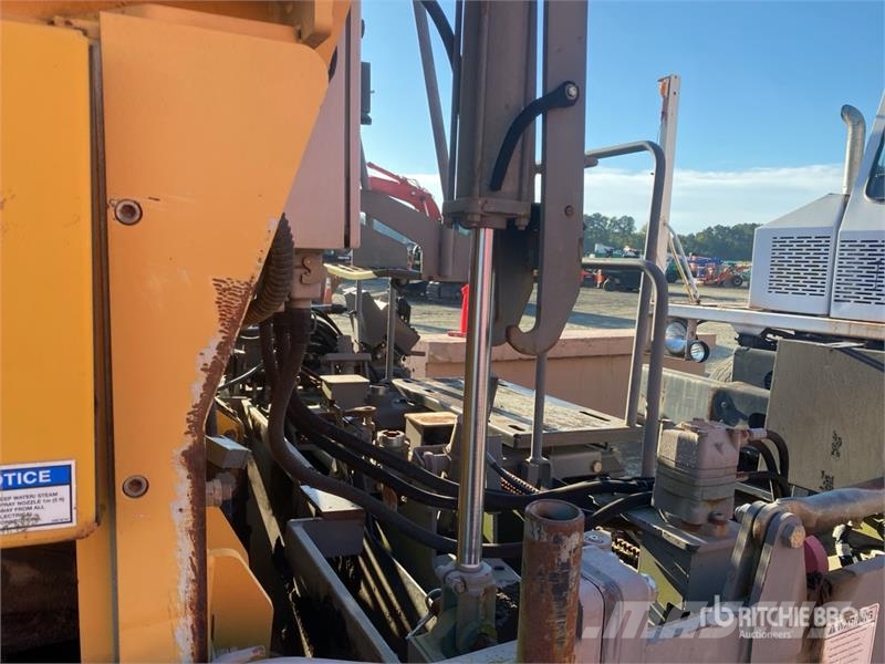 Blaw-Knox PF6160 Wheel Asphalt Paver Asfalta klājēji