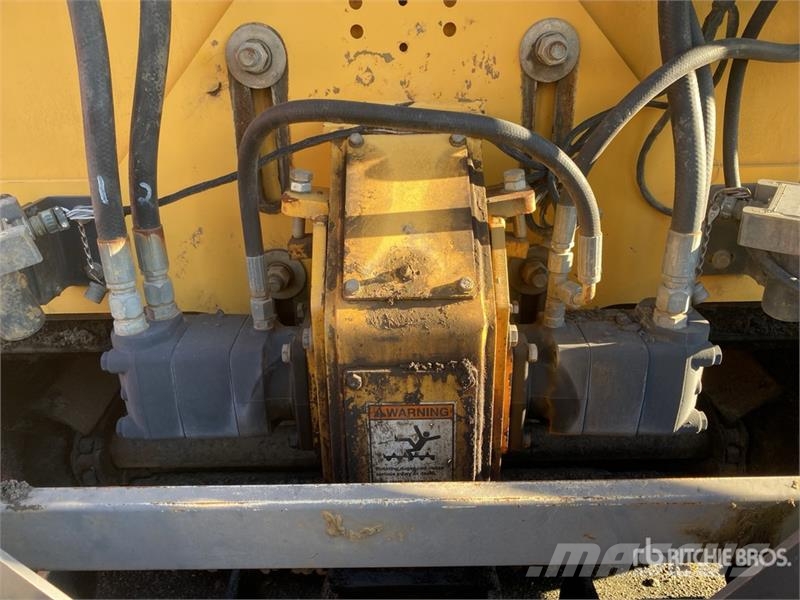 Blaw-Knox PF6160 Wheel Asphalt Paver Asfalta klājēji