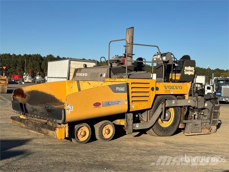 Blaw-Knox PF6160 Wheel Asphalt Paver Aszfalt terítõ gépek