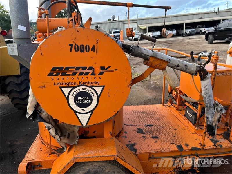 BMA-100 S/A Asphalt Joint Filler Tilbehør til asfaltmaskiner