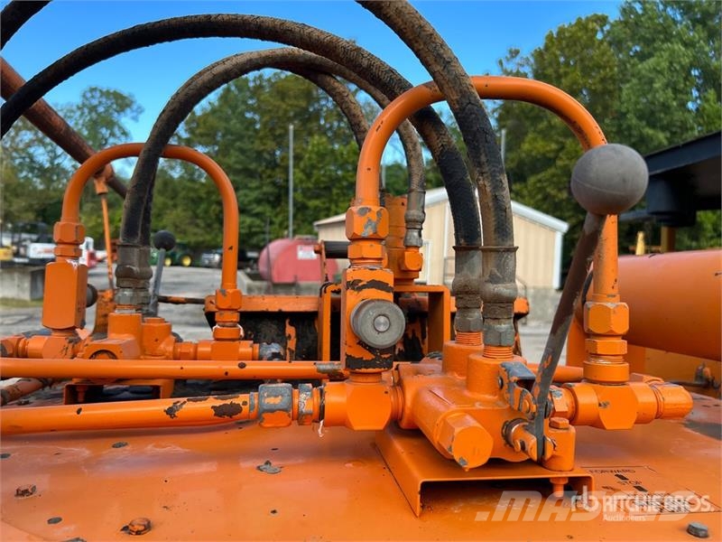 BMA-100 S/A Asphalt Joint Filler Tilbehør til asfaltmaskiner