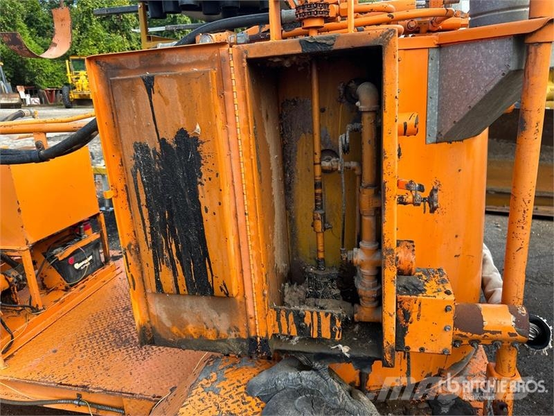 BMA-100 S/A Asphalt Joint Filler Tilbehør til asfaltmaskiner