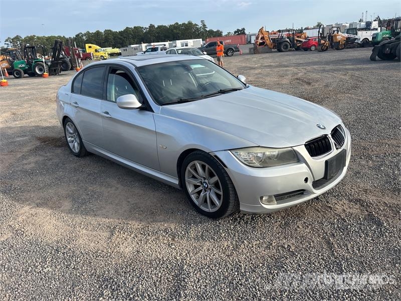 BMW 3 Series 328i Automobile Otomobiller
