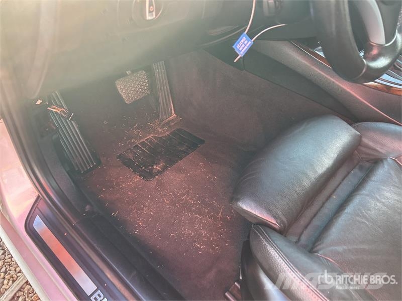 BMW 3 Series 328i Automobile Otomobiller