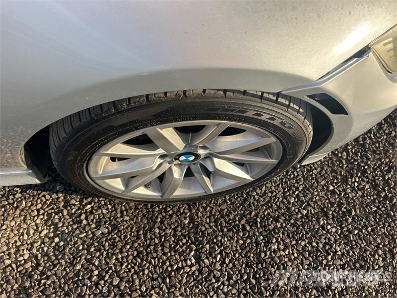 BMW 3 Series 328i Automobile Otomobiller