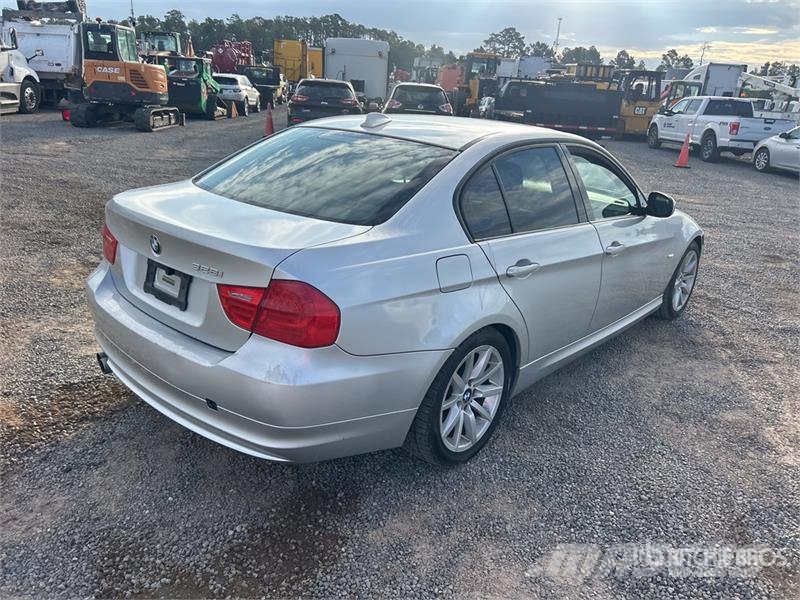 BMW 3 Series 328i Automobile Otomobiller