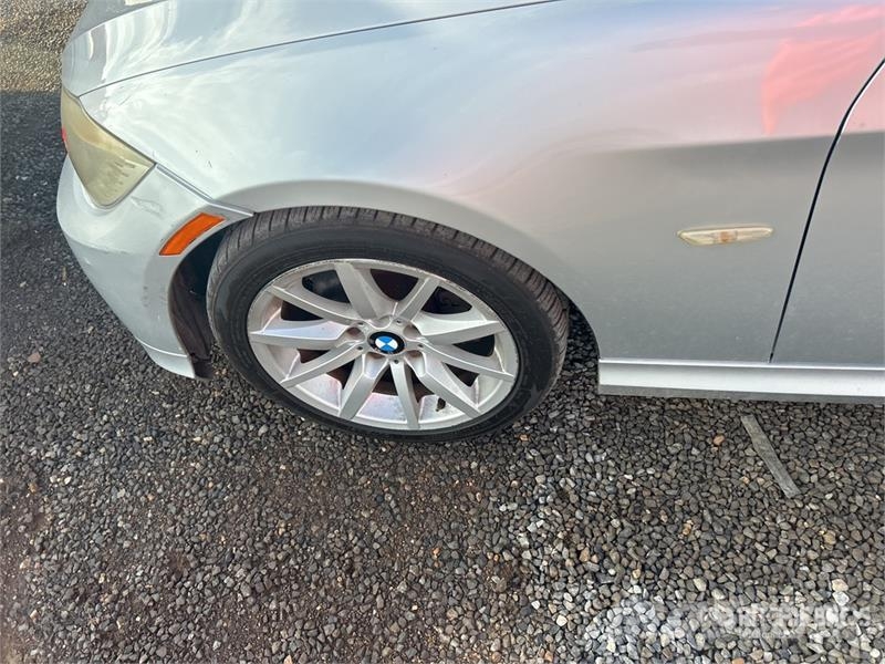 BMW 3 Series 328i Automobile Otomobiller