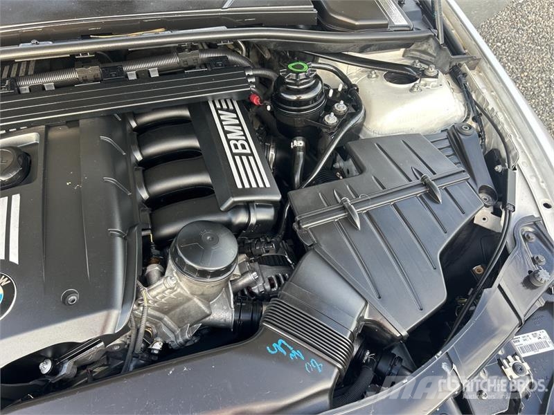 BMW 3 Series 328i Automobile Otomobiller