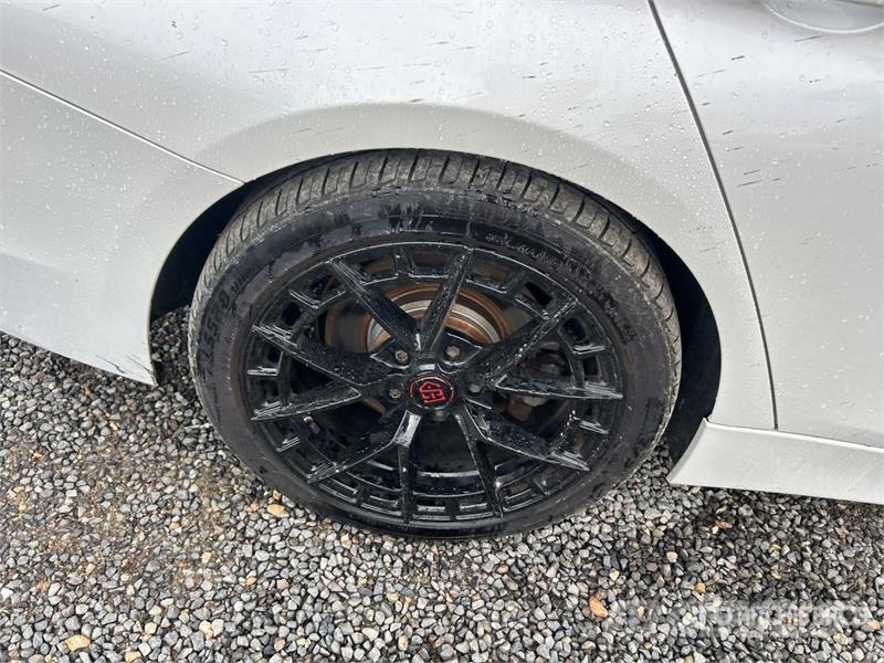 BMW 3 Series Hybrid Automobile Avtomobili