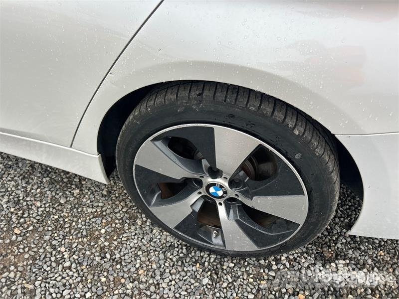 BMW 3 Series Hybrid Automobile Avtomobili