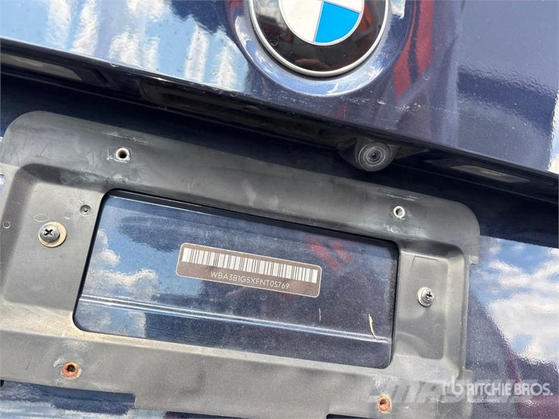 BMW 320i Automobile (Inoperable) Автомобілі