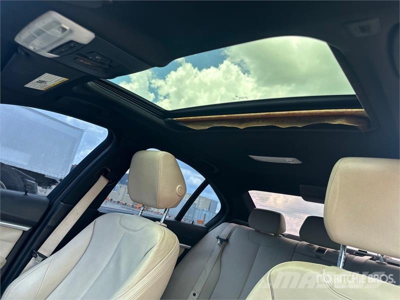 BMW 328i Automobile Автомобілі