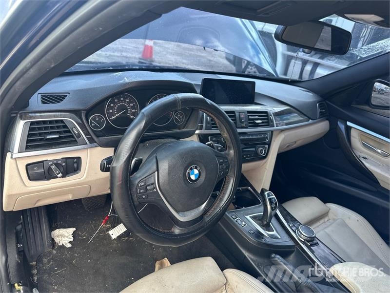 BMW 328i Automobile Автомобілі