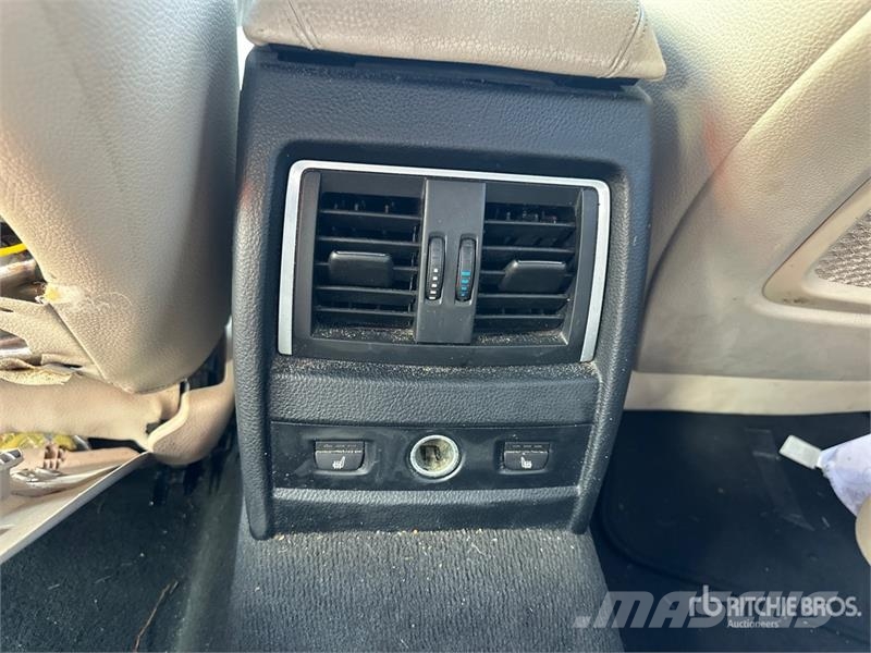 BMW 328i Automobile Автомобілі
