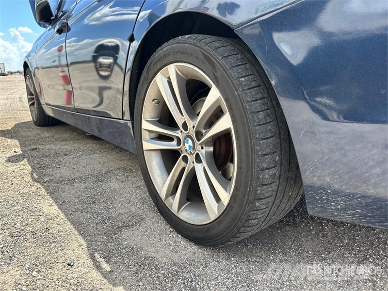 BMW 328i Automobile Автомобілі