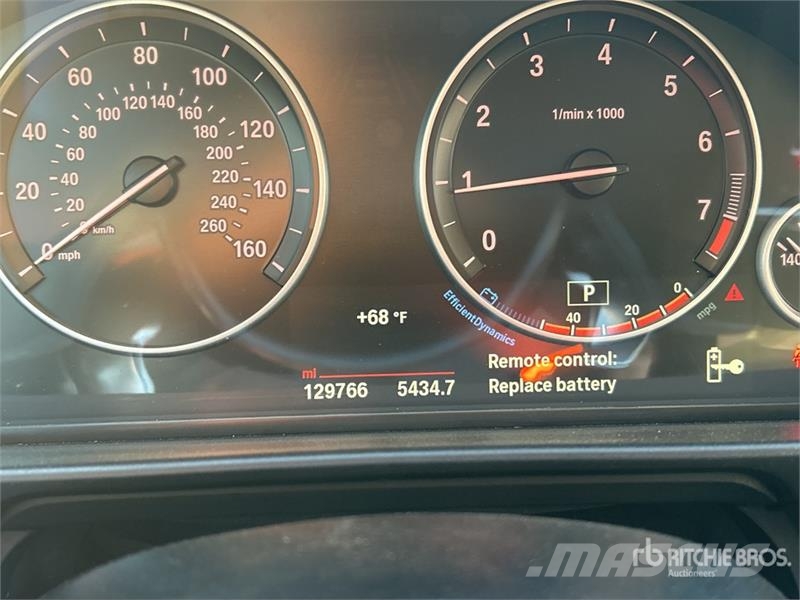 BMW 528i Automobile Automobili