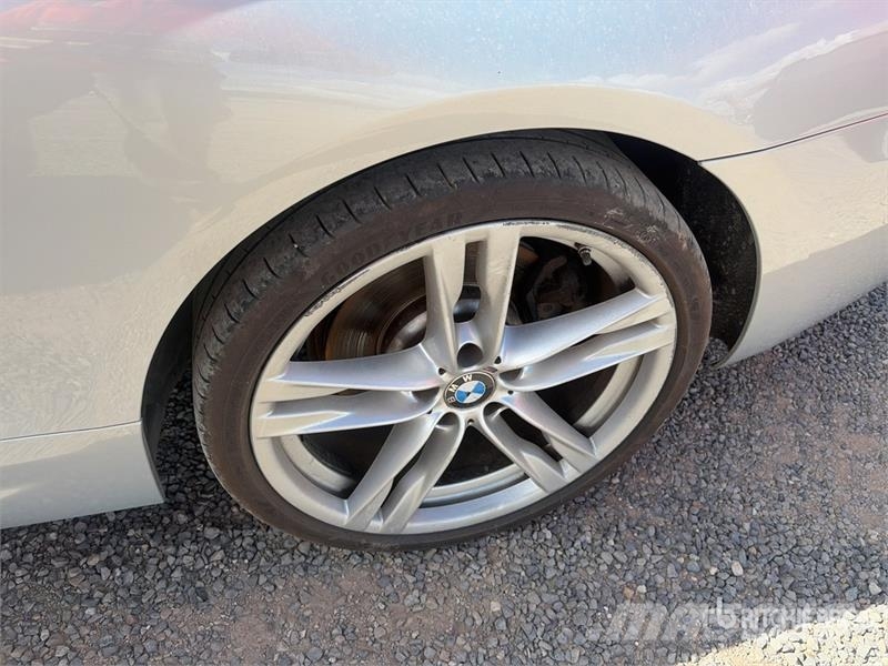 BMW 650 XI Automobile Lengvieji automobiliai