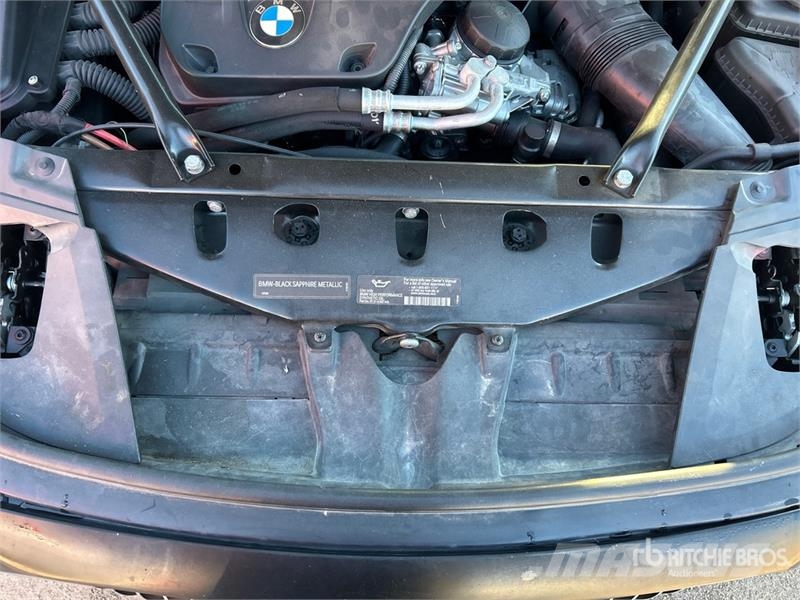 BMW 740i Automobile Avtomobili