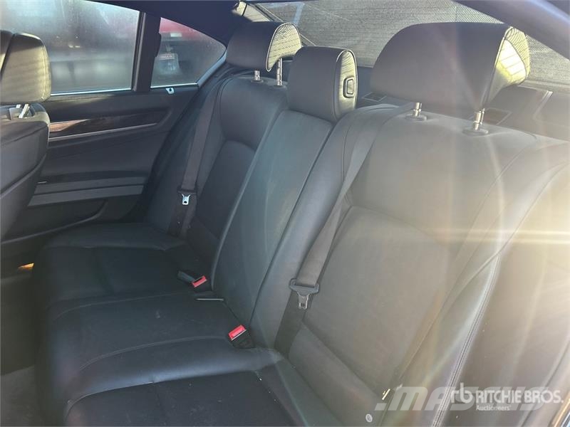 BMW 740i Automobile Avtomobili