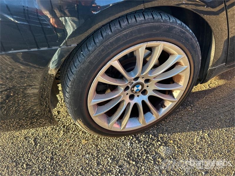 BMW 740i Automobile Avtomobili