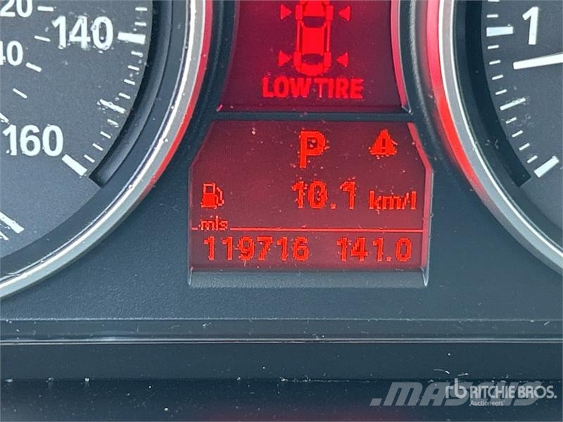 BMW X1 2WD SUV Automašīnas