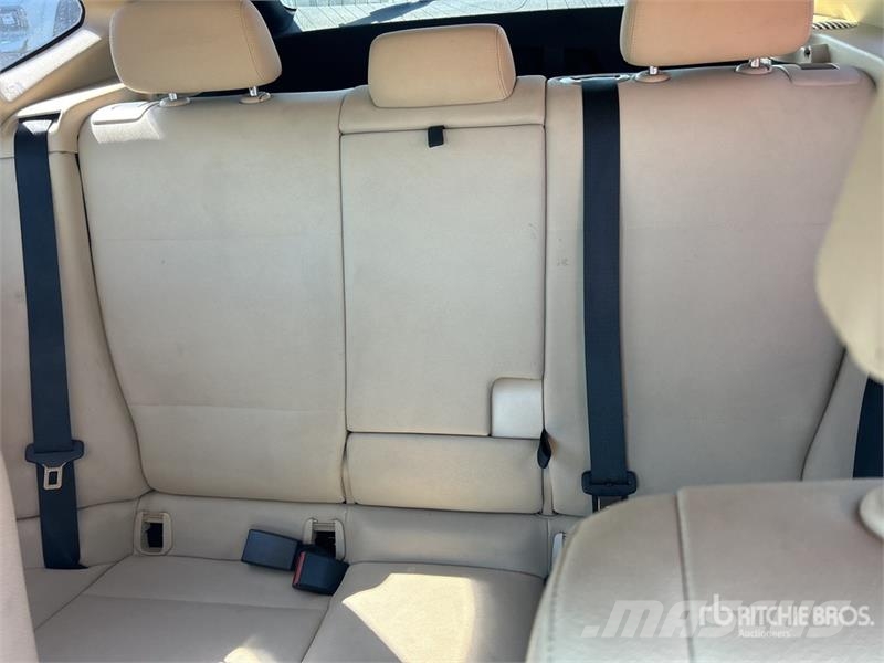 BMW X1 2WD SUV Automašīnas
