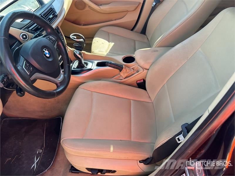 BMW X1 2WD SUV Automašīnas