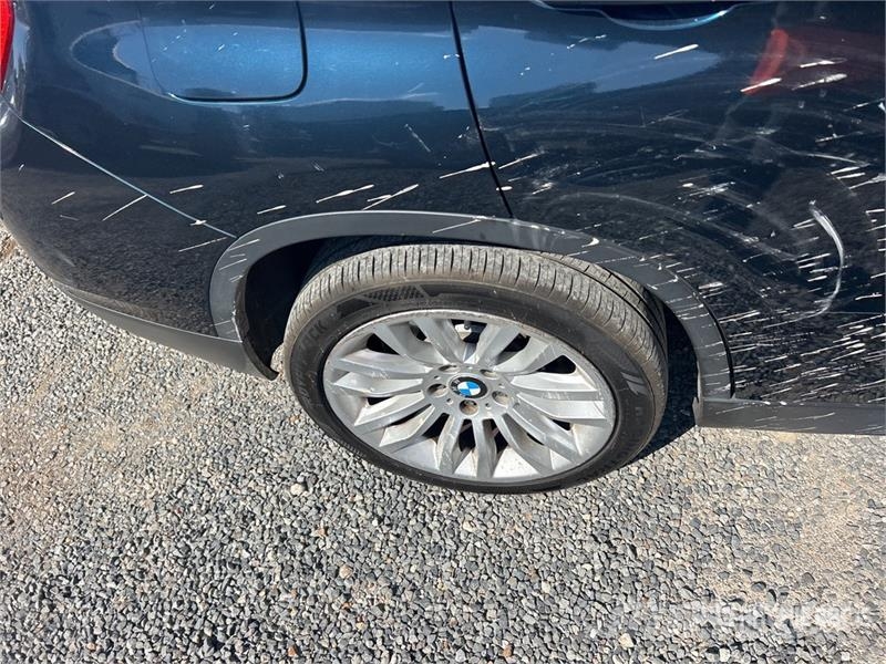 BMW X1 2WD SUV Automašīnas