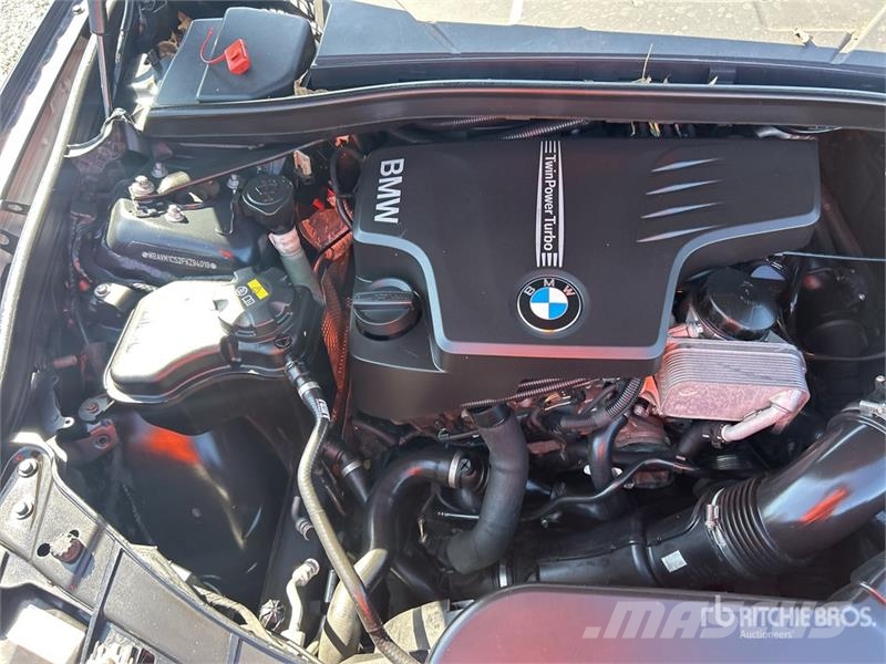 BMW X1 2WD SUV Automašīnas