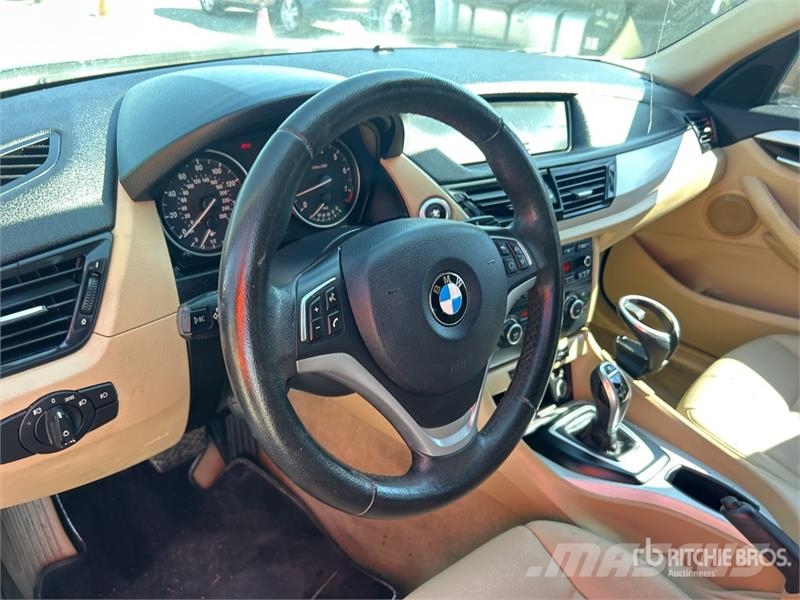 BMW X1 2WD SUV Automašīnas