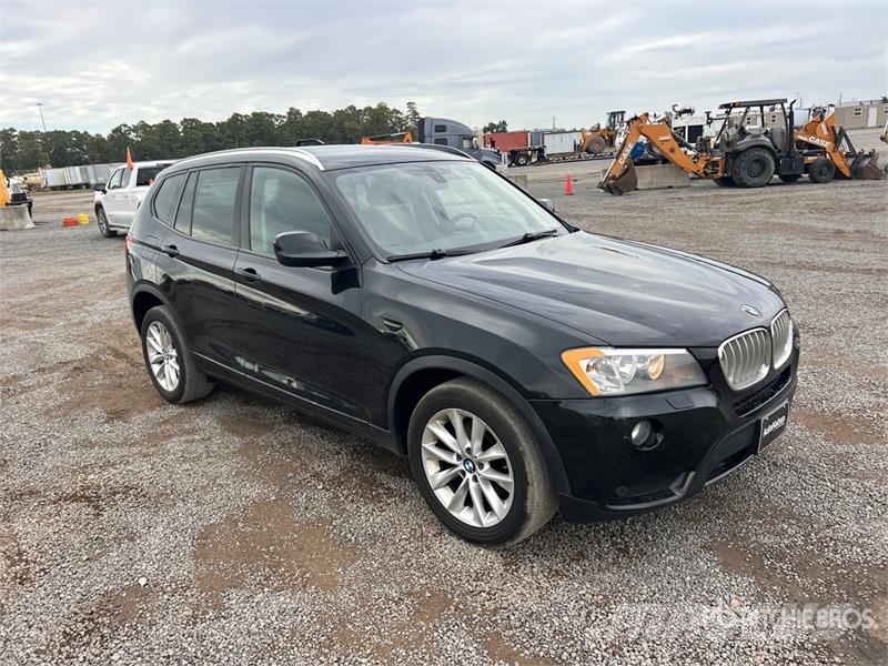 BMW X3 xDrive28i AWD SUV سيارات