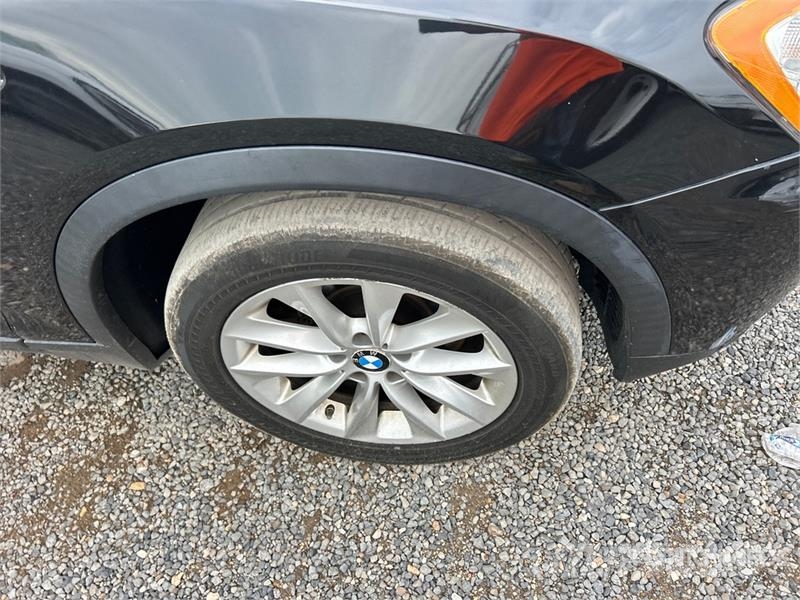 BMW X3 xDrive28i AWD SUV سيارات