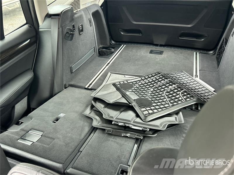 BMW X3 xDrive28i AWD SUV سيارات