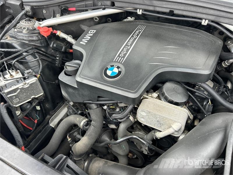 BMW X3 xDrive28i AWD SUV سيارات
