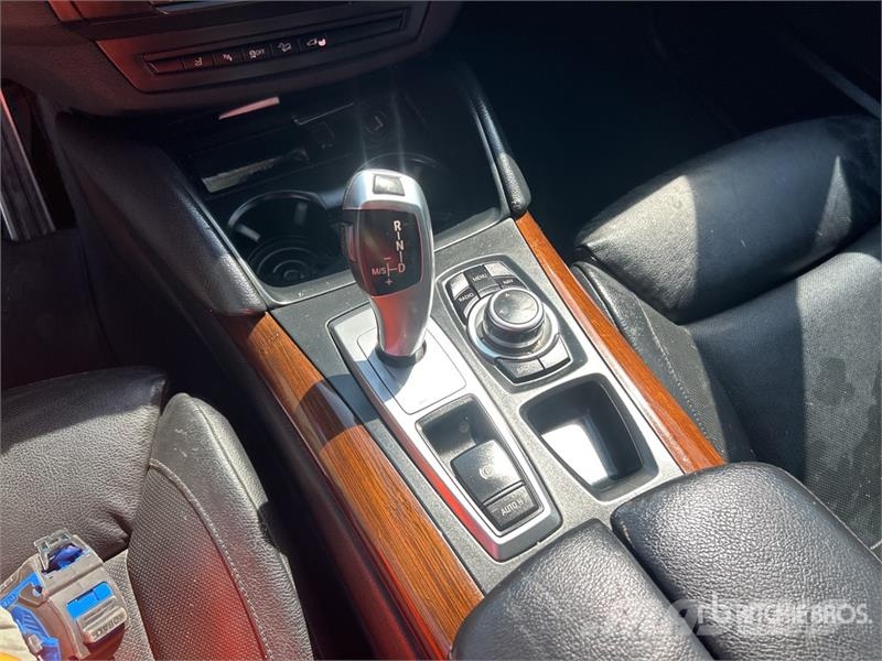 BMW X6 AWD SUV Carros Ligeiros
