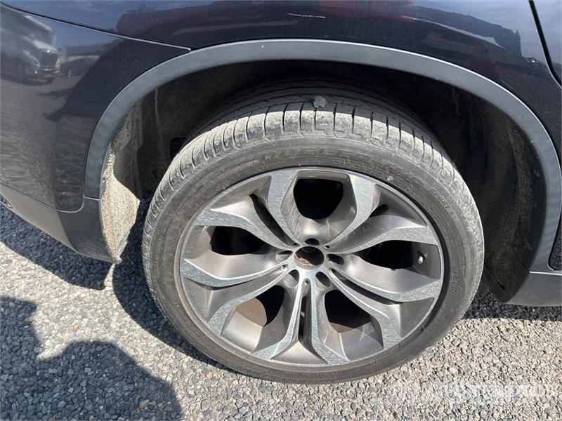 BMW X6 AWD SUV Carros Ligeiros