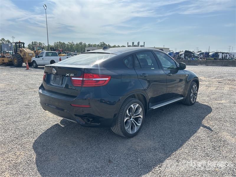 BMW X6 AWD SUV Carros Ligeiros