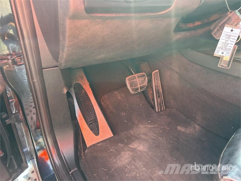 BMW X6 AWD SUV Carros Ligeiros