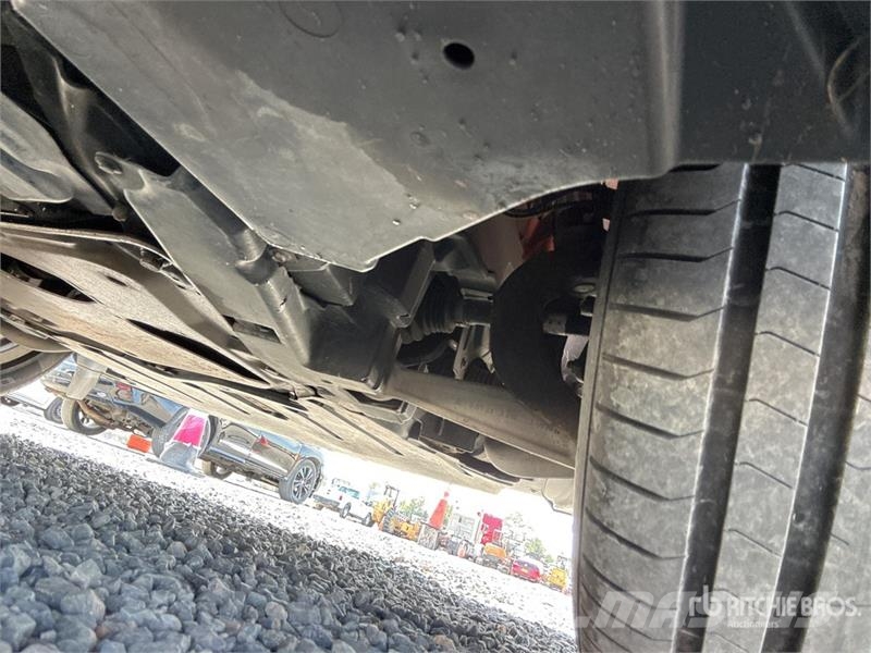 BMW X6 AWD SUV Carros Ligeiros
