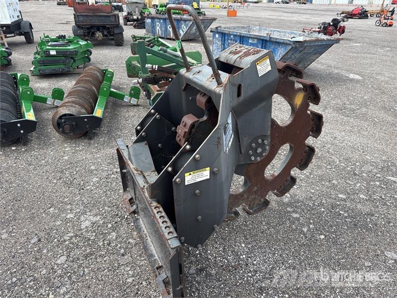 Bobcat 48 in Skid Steer Compaction Wheel Muut koneet