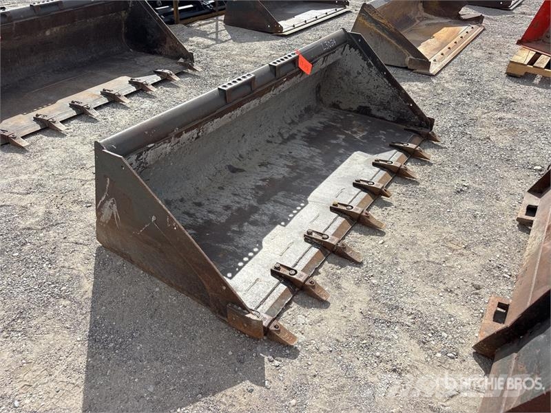 Bobcat 90 in General Purpose w/Teeth Skid Steer Bucket 버켓