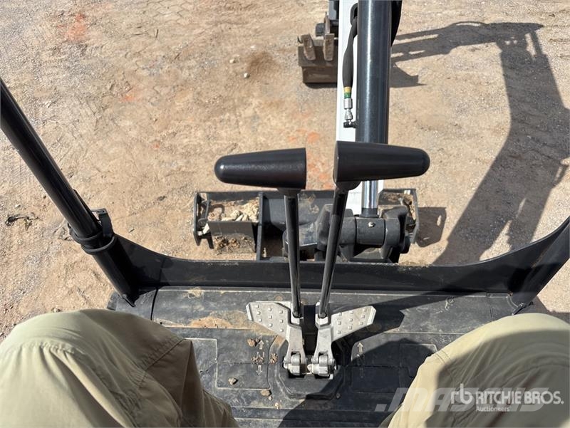 Bobcat E20 حفارات صغيرة أقل من 7 طن (حفارات صغيرة)